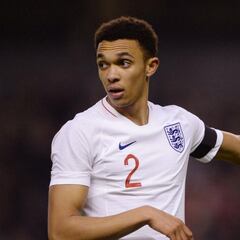 Alexander-Arnold makes England World Cup squad; Hart and Wilshere miss out