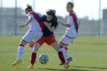 Las mejores imágenes del derbi Rayo-Atlético Féminas