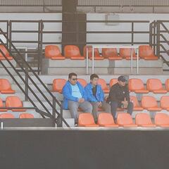 Albert Celades se refugia en el Puchades bajo la mirada de Murthy