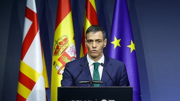 El presidente del Gobierno, Pedro Sánchez, interviene durante la cena oficial de inauguración del Mobile World Congress (MWC) Barcelona 2026, en el Museu Nacional d'Art de Catalunya, a 1 de marzo de 2026, en Barcelona, Catalunya (España). El Mobile Congress abre este lunes su 20 edición con la IA de protagonista, la previsión de rozar el récord de visitantes y una estimación de impacto económico de 585 millones de euros.
01 MARZO 2026;MOBILE WORLD CONGRESS;MWC;BARCELONA;CATALUNYA;20 EDICIÓN;IA;MUSEO NACIONAL DE ARTE DE CATALUNYA
Kike Rincón / Europa Press
01/03/2026