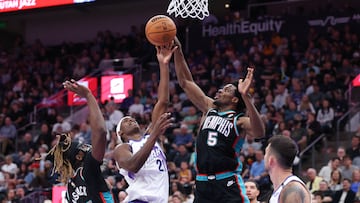 Jazz and Grizzlies shared a pantomime with more than twenty players out, only thirteen players on the court, and their minds focused on draft lottery options.