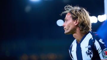 Sergio Canales es baja en Rayados