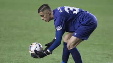 Morro, durante un partido con el Rayo.