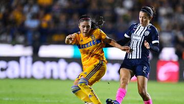  (L-R), Libeth Ovalle of Tigres and Yamile Franco of Monterrey during the game Tigres UANL vs Monterrey, corresponding first leg of semifinals the Torneo Apertura 2022 of the Liga BBVA MX Femenil at Universitario Stadium, on November 04, 2022.

<br><br>

(I-D), Libeth Ovalle de Tigres y Yamile Franco de Monterrey durante el partido Tigres UANL vs Monterrey, correspondiente a la ida de Semifinales del Torneo Apertura 2022 de la Liga BBVA MX Femenil en el Estadio Universitario, el 04 de Noviembre de 2022.