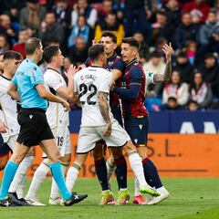 Álex Muñoz, baja en Anduva