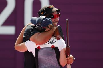 Alberto Fernández y Fátima Gálvez ganan la primera medalla de oro para España en Tokio. Lo lograron en trap mixto, una modalidad que debutaba en los Juegos. El cuarto metal en tiro para España 