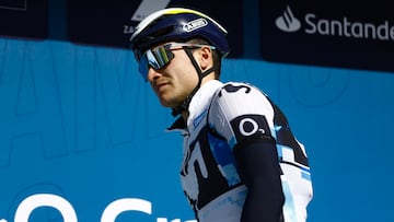 Carlos Canal, en el control de firmas de O Gran Camiño.