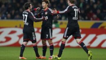 Heung Min Son celebra el único tanto del partido.