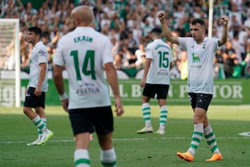 Iñigo Vicente festeja la importante victoria que sitúa al Racing en los puestos de Play Off. Pero es la jornada 5, así que vísteme despacio que tengo prisa.