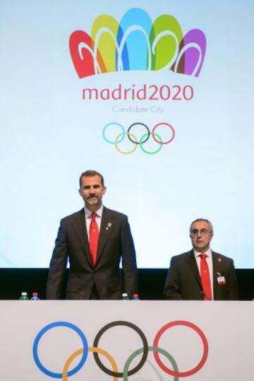 El Príncipe Felipe junto a Alejandro Blanco.