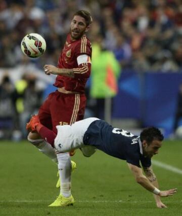 Sergio Ramos y Mathieu Valbuena.