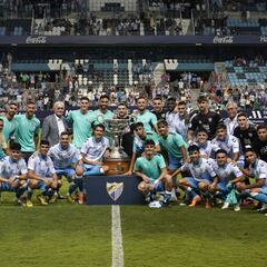 El Málaga gana sin convencer a un Antequera batallador