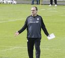 El grueso de la plantilla no ve mal que renueve Bielsa