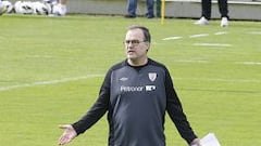El grueso de la plantilla no ve mal que renueve Bielsa