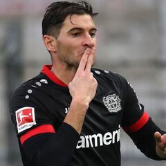 El Leverkusen baja a la tierra al Gladbach