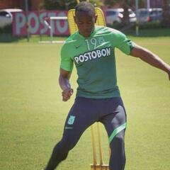 Candelo: "Soy polifuncional, estoy a disposición del técnico"