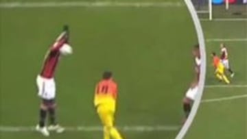 El disparo de Montolivo dio en la cara de Zapata.