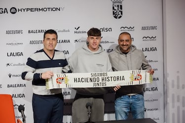 Marc Domènech y José Campaña, decibelios para el Superferry