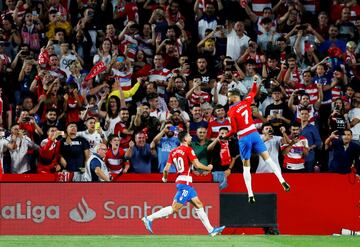 2-0. Álvaro Vadillo celebró el segundo gol marcado de penalti.