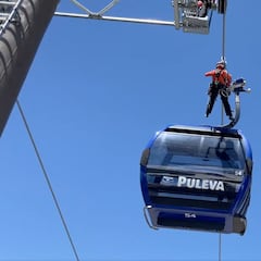 El apagón deja a 16 personas atrapadas en un telecabina de Sierra Nevada