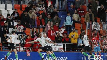 Germán Sánchez, del Racing, celebrando su gol en Lugo.