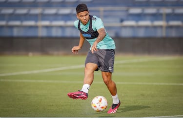 Loren Z?iga deja de ser jugador del Mlaga