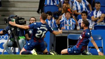 Bardhi y Mayoral pinchan el globo de la Real