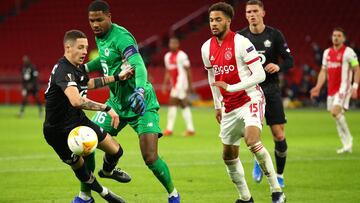 El Ajax tumba al líder de Francia