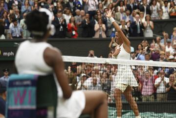 Spain's Garbine Muguruza celebrates