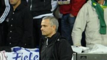 Mourinho seguirá a cambio de más poder