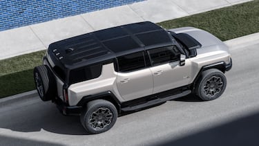 Hummer EV 2026: Ahora maniobra como cangrejo y da luz a las casas