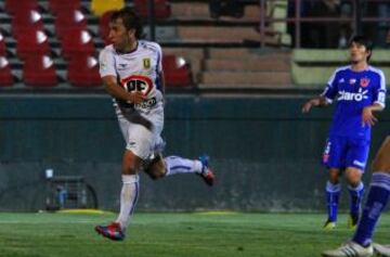 Gabriel Vargas celebró seis veces ante Johnny Herrera, siendo cinco de ellas con la U. de Concepción, y una con Cobresal.