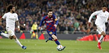 Messi, en la acción con Marcelo y Varane que no fue capaz de aprovechar en la segunda parte.