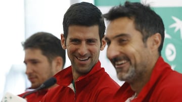 Djokovic, en la rueda de prensa del equipo serbio de Copa Davis.