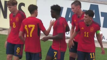 Celebración de uno de los goles de Arnu con la selección ante Malta.