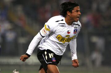 U.de Chile 1997-2000, U.Católica 2004, Colo Colo 2008.