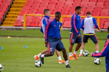 Colombia entrenó con 22 jugadores, Cristian Borja fue la única ausencia por una faringoamigdalitis.