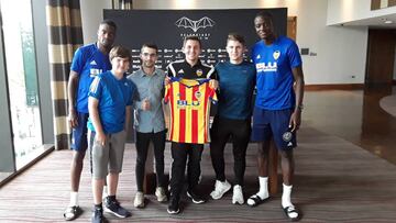 Kondogbia, Diakhaby y seguidores.