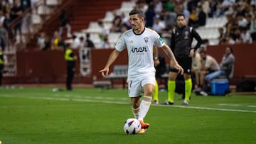 Julio Alonso recupera la titularidad en el Albacete