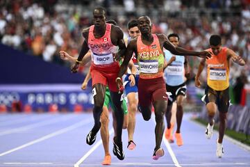 Wanyonyi, campeón olímpico de 800. Attaoui fue quinto.