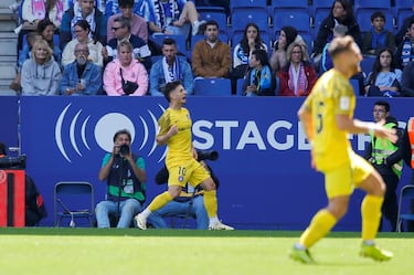 Premio al esfuerzo. El centrocampista del Andorra fue un auténtico caudal de juego ofensivo, con cinco ocasiones, cuatro de ellas con disparos a portería ante el Espanyol. Además, se apuntó el único tanto de los suyos, con un gran disparo desde fuera del área.