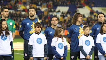 02/01/13 PARTIDO AMISTOSO 
 SELECCION CATALANA CATALUNYA  -  NIGERIA 
 CASILLA  PIQUE  XAVI HERNANDEZ  PUYOL  SERGIO GONZALEZ