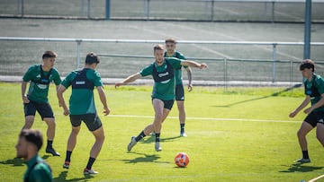Señé pide un Racing de Ferrol competitivo en Oviedo.