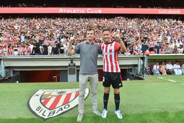 La presentación de Ander Herrera en su vuelta a San Mamés