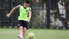 Presidente de Botafogo quiere deshacerse de Gustavo Canales