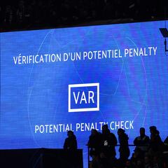 Demasiadas manos tocan el reglamento