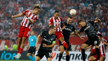 Olympiacos contra el Friburgo