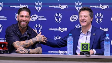 Sergio Ramos y el presidente de Rayados.