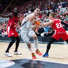 Un Madrid admirable derriba el muro fuera de casa