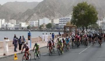 Última etapa de 133.5 km entre Oman Air y Matrah Corniche con victoria final del ciclista español Rafael Valls.